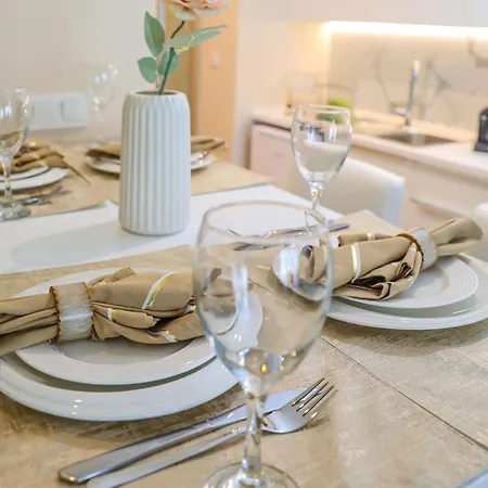 Diamond Limak, The Point *