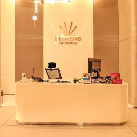 Diamond Limak, The Point