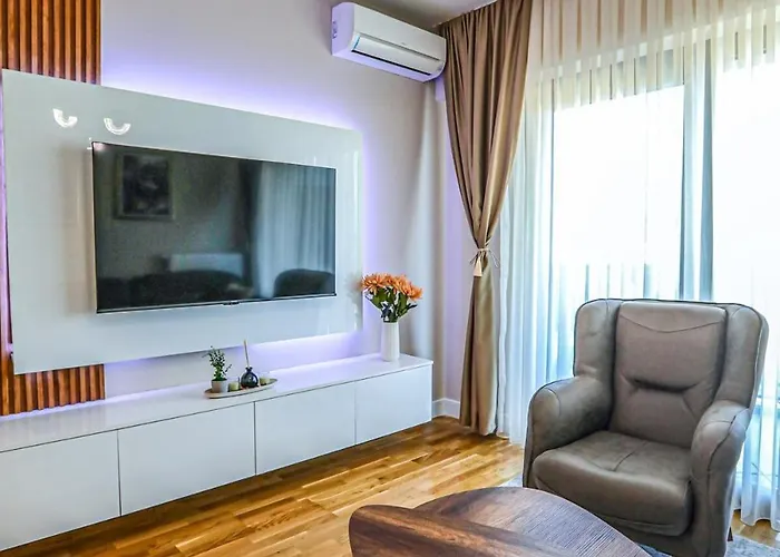 Diamond Limak, The Point